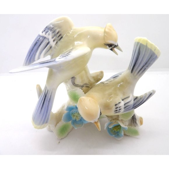 Ceramic Birds on Floral Base No Markings preowned - Picture 1 of 4